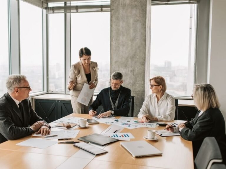 How to Verify a Brazilian Company Before Signing a Contract